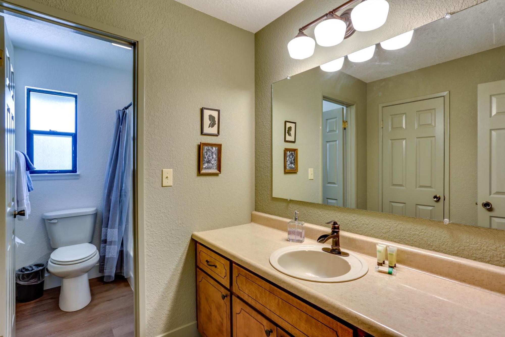 Pet-Friendly Escape With Game Room And Fire Pit! North Fork Экстерьер фото