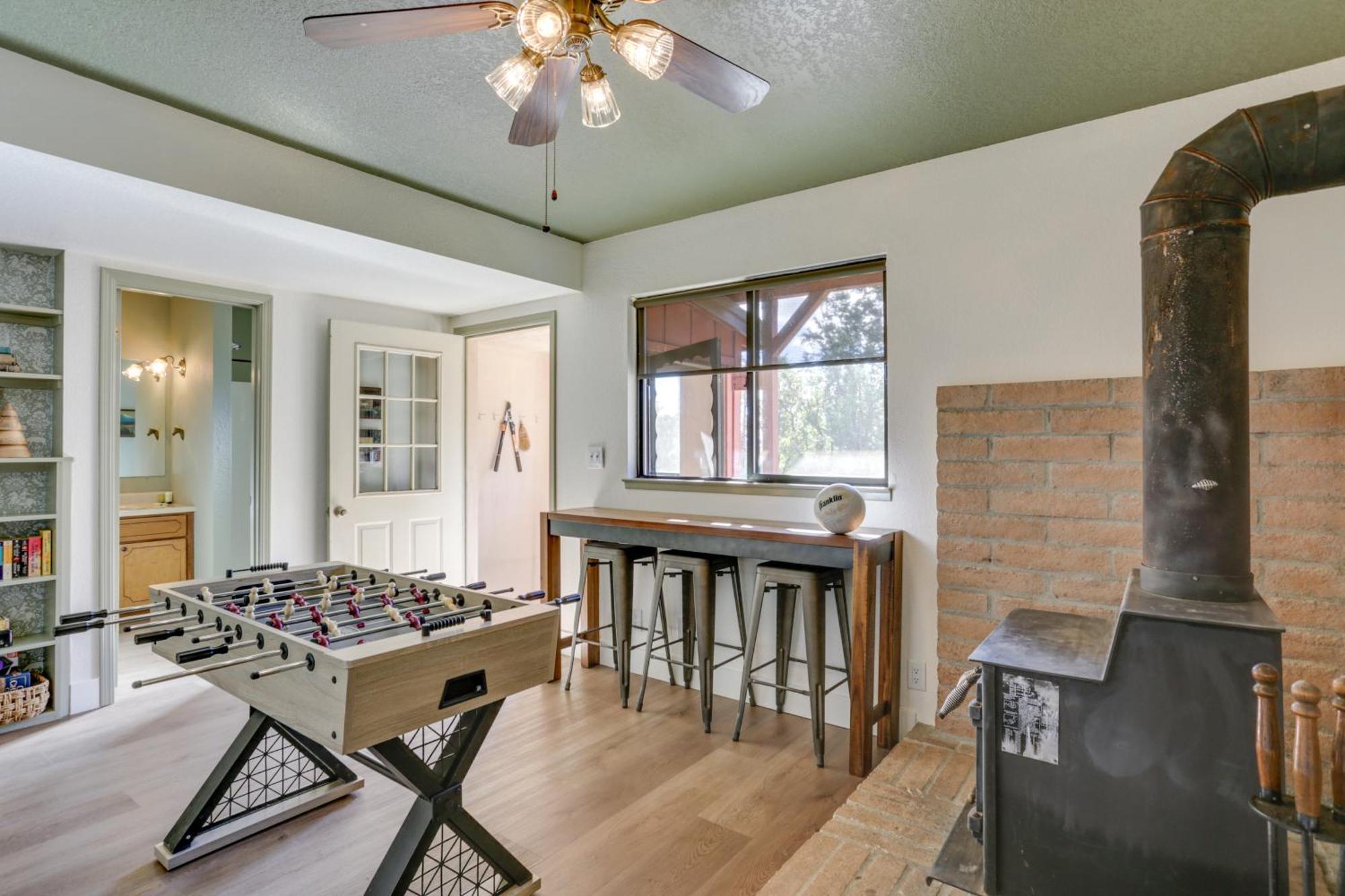 Pet-Friendly Escape With Game Room And Fire Pit! North Fork Экстерьер фото